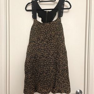 KIMCHI BLUE UO Black Ruffle Leaf Print Zipper Detail Dress Size Large